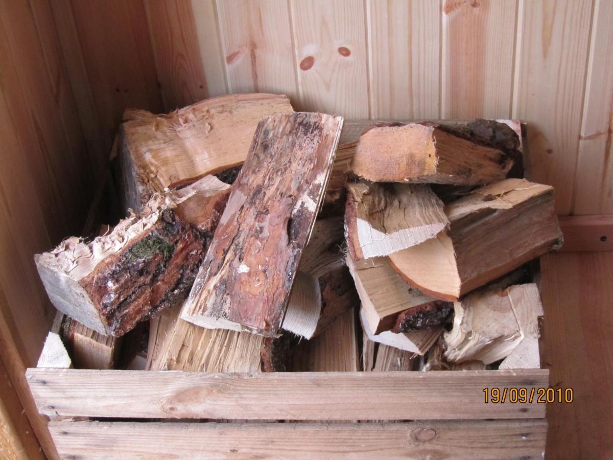 Cosy Woodland Off Grid Shepherds Hut - Rowan Βίλα Castle Douglas Εξωτερικό φωτογραφία